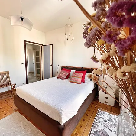 Casa Aurora Apartment Biella